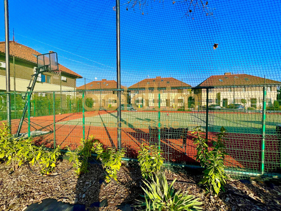 VILA IN COMPLEX REZIDENTIAL/CURTE PROPRIE/PISCINA/SPORTS CENTER/IANCU NICOLAE