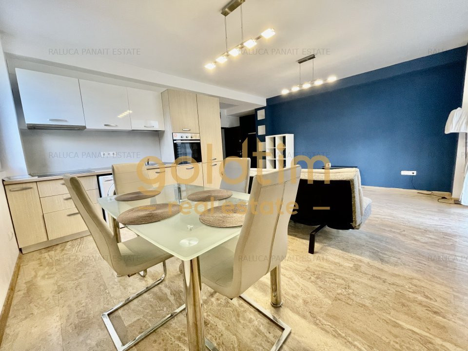 ZONA LINISTITA/ CURTE