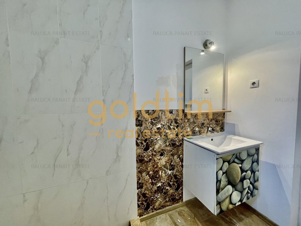 ZONA LINISTITA/ CURTE