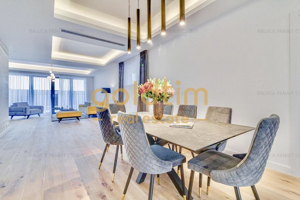 VILA SUPERBA// GARAJ/ SPATII GENEROASE