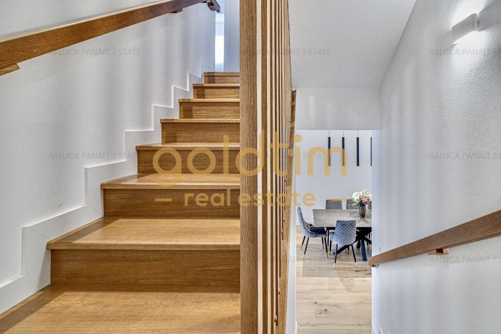 VILA SUPERBA// GARAJ/ SPATII GENEROASE