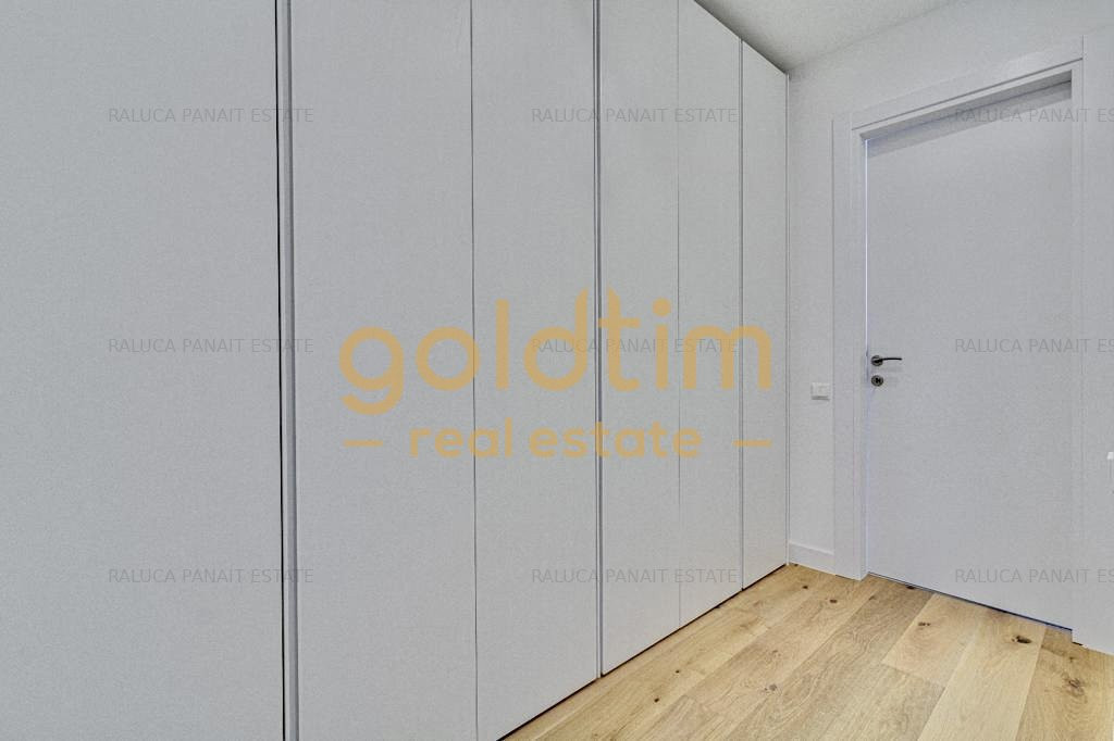 VILA SUPERBA// GARAJ/ SPATII GENEROASE