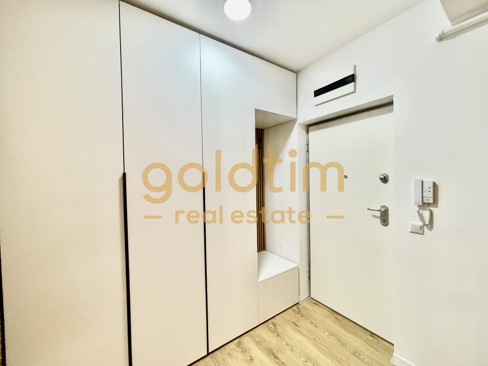 NOU/ SUPERB/ ULTIMUL ETAJ/ SPATII DEPOZITARE/ PARCARE/ 