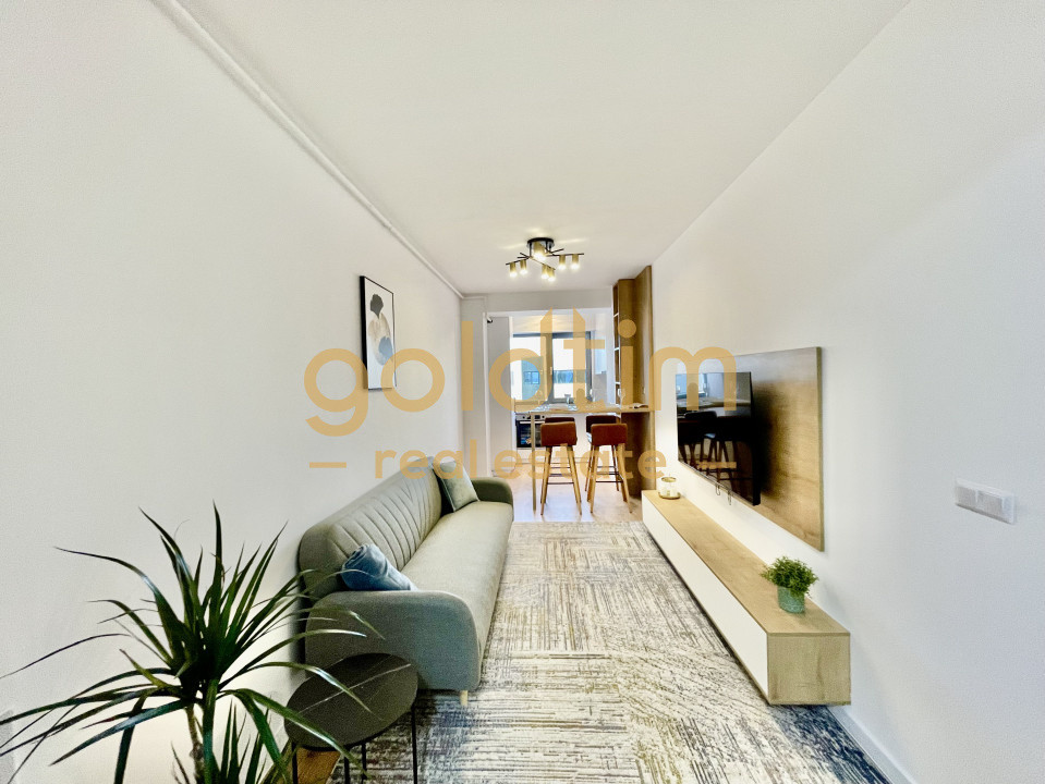 NOU/ SUPERB/ ULTIMUL ETAJ/ SPATII DEPOZITARE/ PARCARE/ 