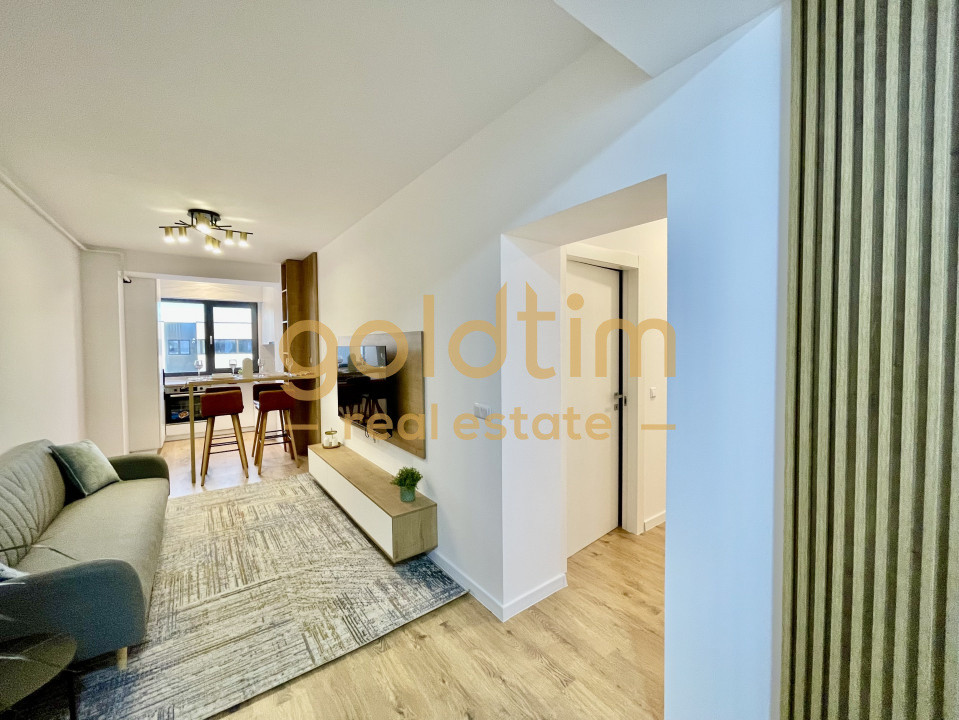 NOU/ SUPERB/ ULTIMUL ETAJ/ SPATII DEPOZITARE/ PARCARE/ 