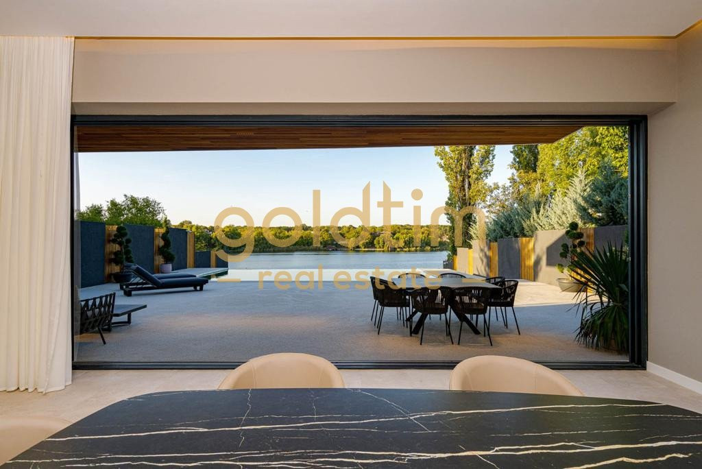 VILA SUPERBA/NOUA/PISCINA/PONTON LAC/SNAGOV