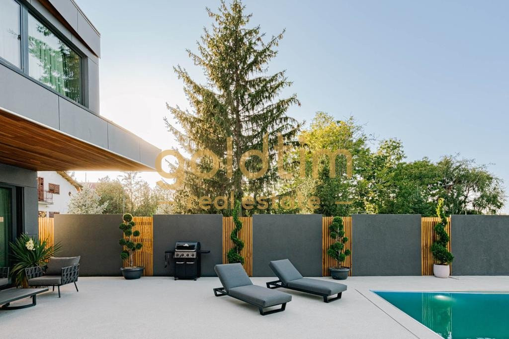 VILA SUPERBA/NOUA/PISCINA/PONTON LAC/SNAGOV