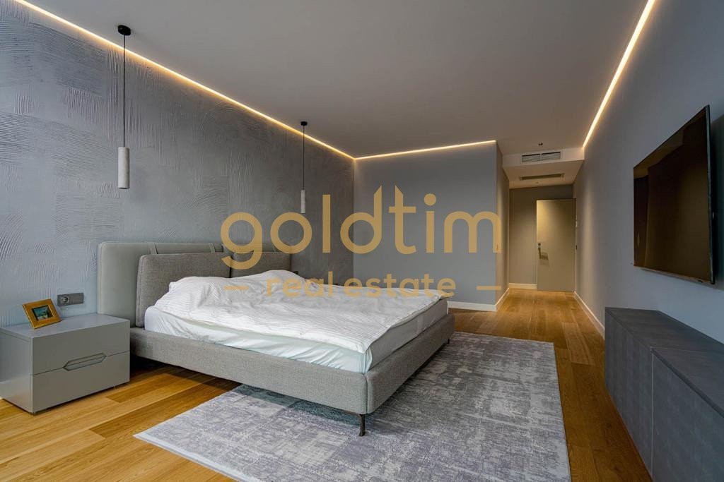 VILA SUPERBA/NOUA/PISCINA/PONTON LAC/SNAGOV