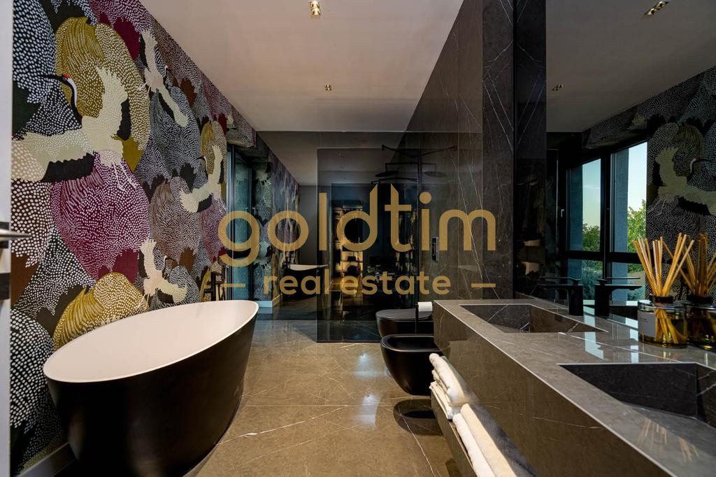 VILA SUPERBA/NOUA/PISCINA/PONTON LAC/SNAGOV