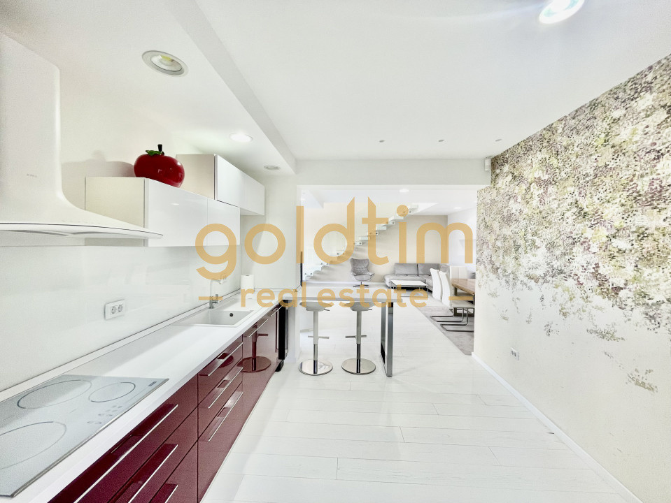 SUPERB/ IANCU NICOLAE/ VILA INDIVIDUALA/ PARCARI