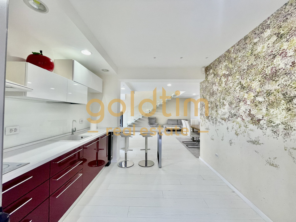 SUPERB/ IANCU NICOLAE/ VILA INDIVIDUALA/ PARCARI