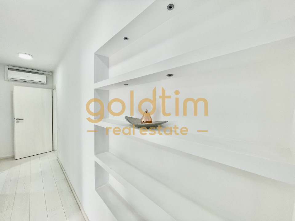 SUPERB/ IANCU NICOLAE/ VILA INDIVIDUALA/ PARCARI