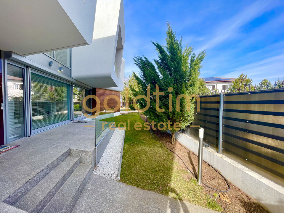 SUPERB/ IANCU NICOLAE/ VILA INDIVIDUALA/ PARCARI