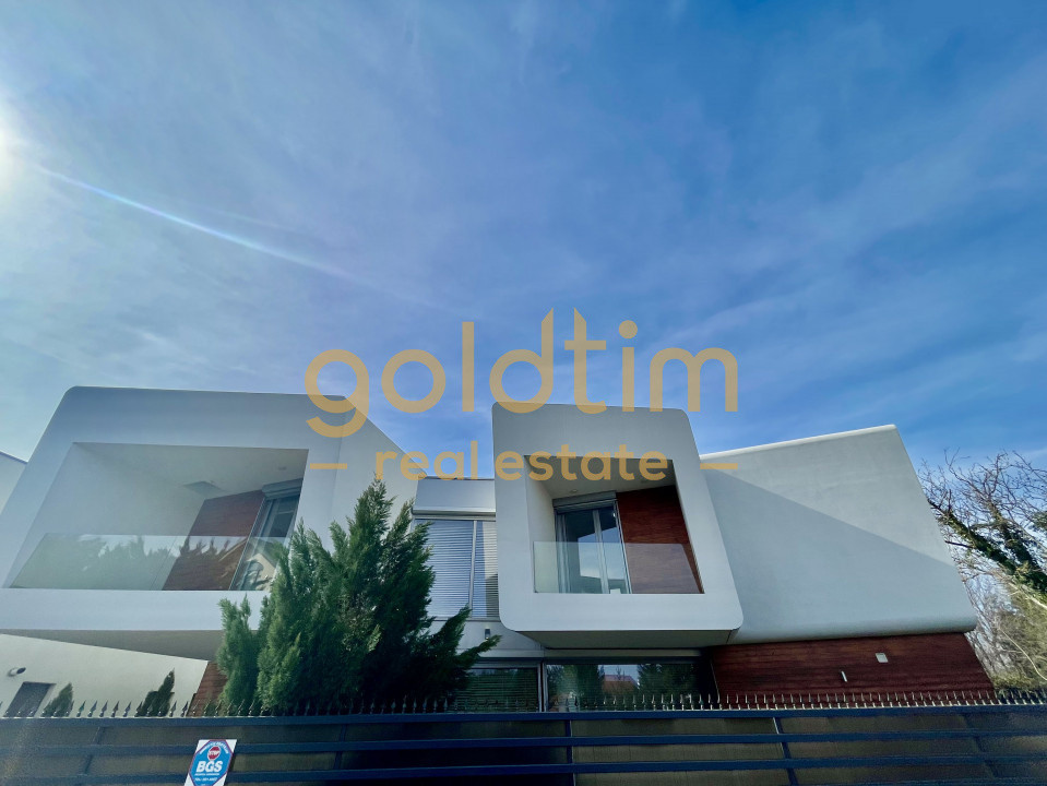 SUPERB/ IANCU NICOLAE/ VILA INDIVIDUALA/ PARCARI