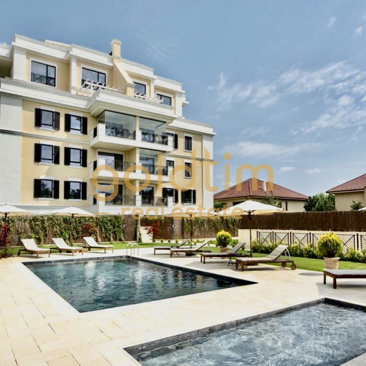 NOU/SUPERB/ANSAMBLU CU PISCINA/LOC DE PARCARE SUBTERAN