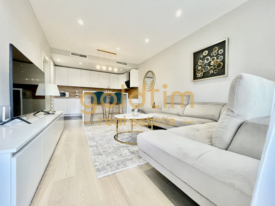 NOU/SUPERB/ANSAMBLU CU PISCINA/LOC DE PARCARE SUBTERAN