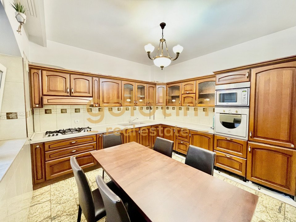 SUPRAFETE GENEROASE/IANCU NICOLAE/CRAMA