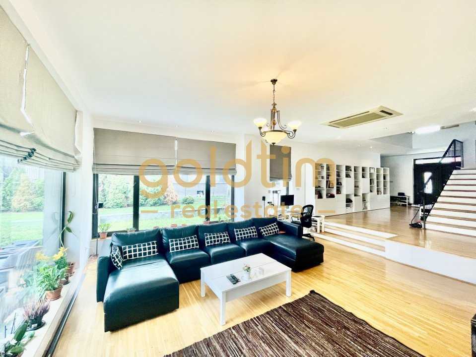 VILA INDIVIDUALA/ PISCINA/ GARAJ/ SPATII DEPOZITARE/ IANCU NICOLAE