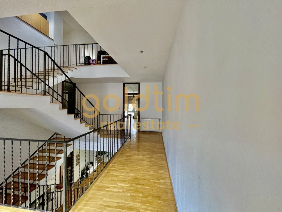 VILA INDIVIDUALA/ PISCINA/ GARAJ/ SPATII DEPOZITARE/ IANCU NICOLAE