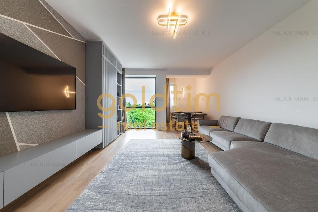 ABSOLUT SUPERB/MOBILAT SI UTILAT/ LUX/LOC DEBLU IN PARCARE SUBTERANA