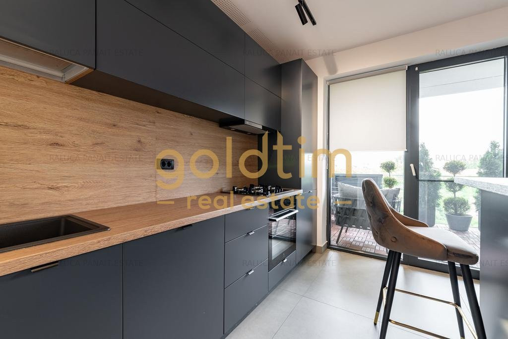 ABSOLUT SUPERB/MOBILAT SI UTILAT/ LUX/LOC DEBLU IN PARCARE SUBTERANA