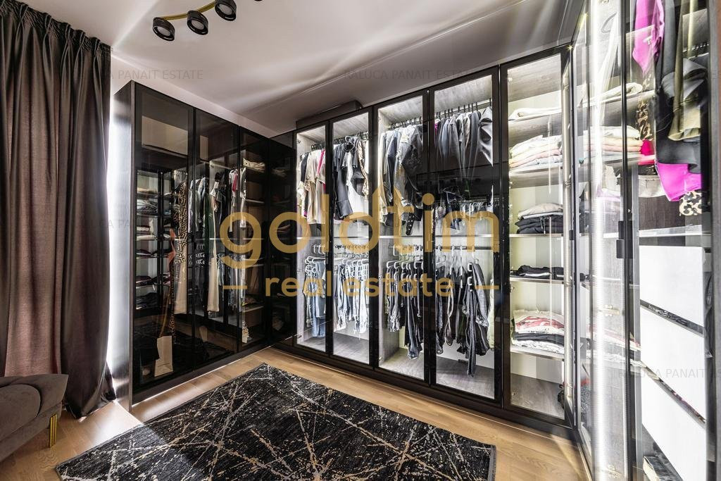 ABSOLUT SUPERB/MOBILAT SI UTILAT/ LUX/LOC DEBLU IN PARCARE SUBTERANA