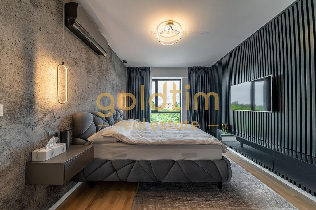 ABSOLUT SUPERB/MOBILAT SI UTILAT/ LUX/LOC DEBLU IN PARCARE SUBTERANA