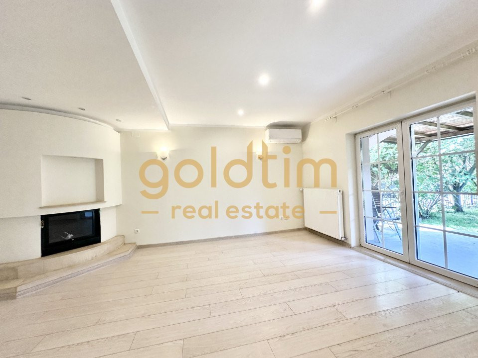 VILA IN COMPLEX REZIDENTIAL/CURTE PROPRIE/PISCINA/PET FRIENDLY/IANCU NICOLAE