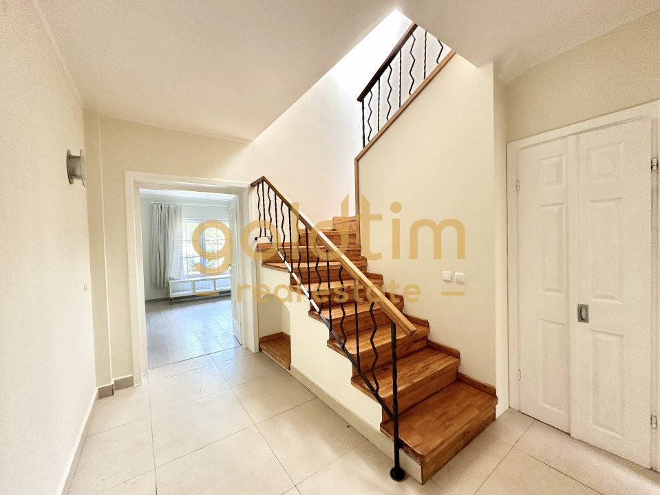 VILA IN COMPLEX REZIDENTIAL/CURTE PROPRIE/PISCINA/PET FRIENDLY/IANCU NICOLAE