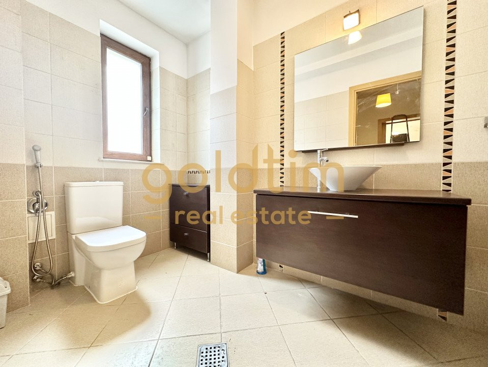 VILA IN COMPLEX/CURTE PROPRIE/PISCINA/SPORTS CENTER/PET FRIENDLY/IANCU NICOLAE