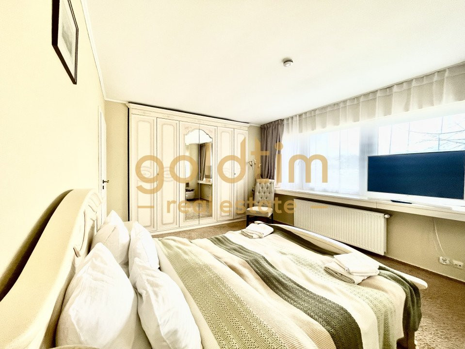 PARADIS/ VILA LA MUNTE/CERASU/ 1.30 min de BUCURESTI/ IDEAL INVESTITIE/ BOOKING