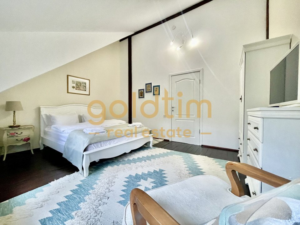 PARADIS/ VILA LA MUNTE/CERASU/ 1.30 min de BUCURESTI/ IDEAL INVESTITIE/ BOOKING