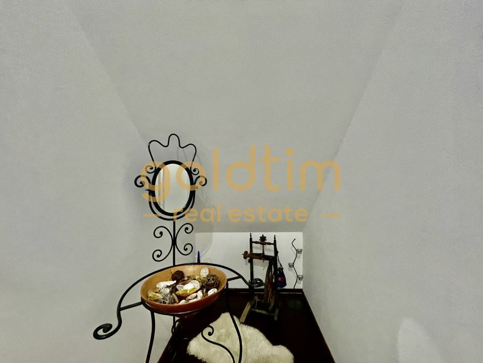 PARADIS/ VILA LA MUNTE/CERASU/ 1.30 min de BUCURESTI/ IDEAL INVESTITIE/ BOOKING