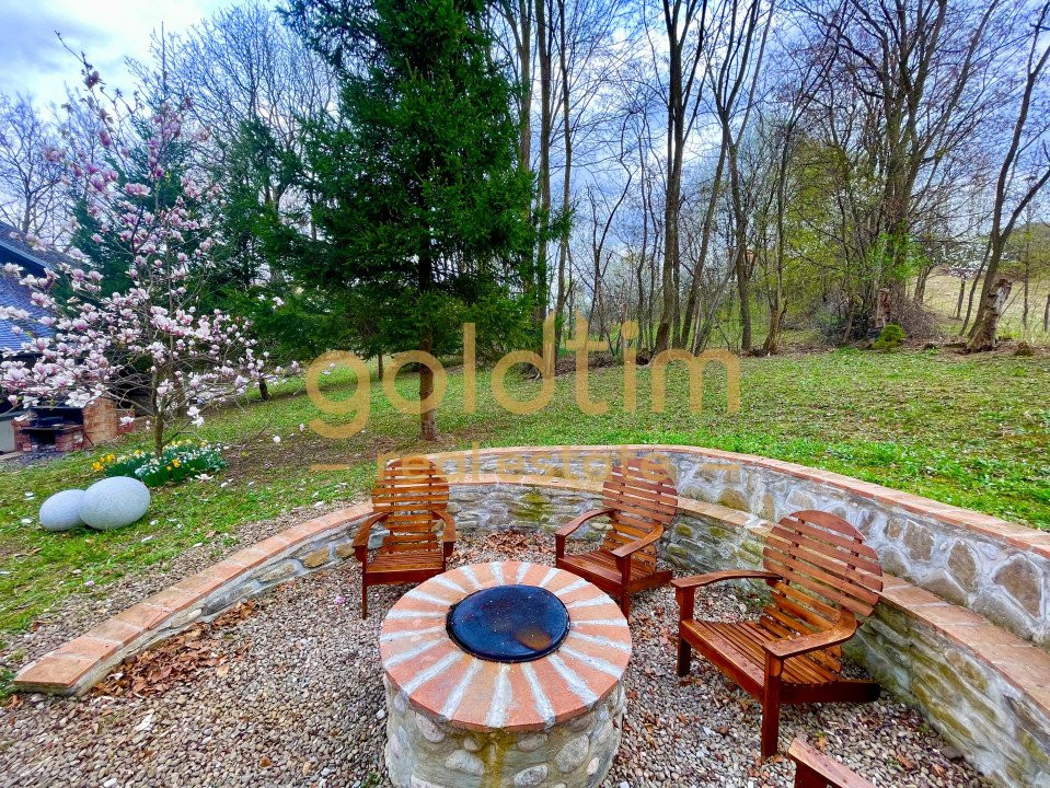 PARADIS/ VILA LA MUNTE/CERASU/ 1.30 min de BUCURESTI/ IDEAL INVESTITIE/ BOOKING