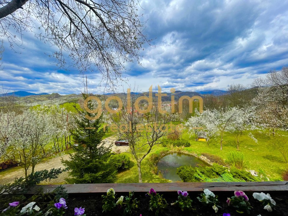 PARADIS/ VILA LA MUNTE/CERASU/ 1.30 min de BUCURESTI/ IDEAL INVESTITIE/ BOOKING