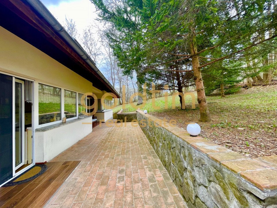 PARADIS/ VILA LA MUNTE/CERASU/ 1.30 min de BUCURESTI/ IDEAL INVESTITIE/ BOOKING