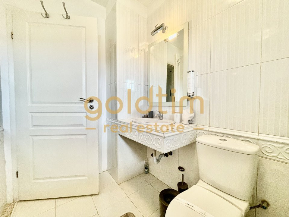 PARADIS/ VILA LA MUNTE/CERASU/ 1.30 min de BUCURESTI/ IDEAL INVESTITIE/ BOOKING