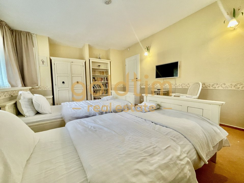 PARADIS/ VILA LA MUNTE/CERASU/ 1.30 min de BUCURESTI/ IDEAL INVESTITIE/ BOOKING