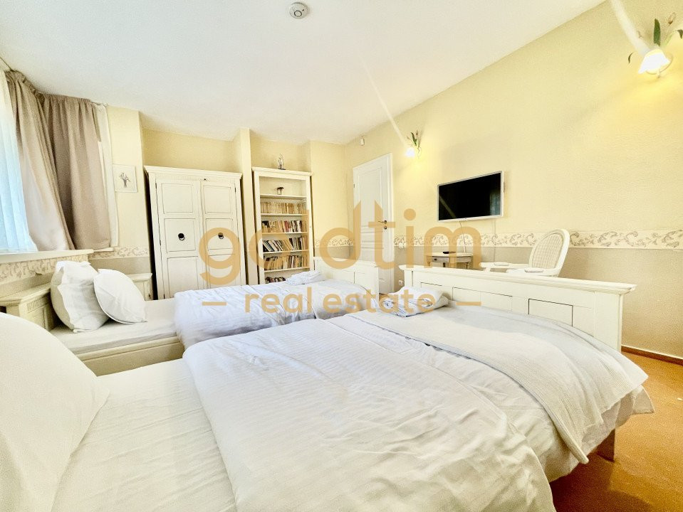 PARADIS/ VILA LA MUNTE/CERASU/ 1.30 min de BUCURESTI/ IDEAL INVESTITIE/ BOOKING