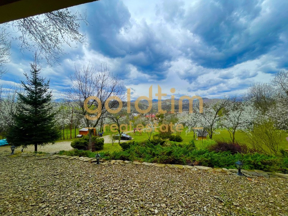 PARADIS/ VILA LA MUNTE/CERASU/ 1.30 min de BUCURESTI/ IDEAL INVESTITIE/ BOOKING