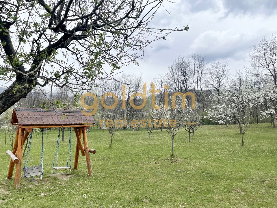 PARADIS/ VILA LA MUNTE/CERASU/ 1.30 min de BUCURESTI/ IDEAL INVESTITIE/ BOOKING