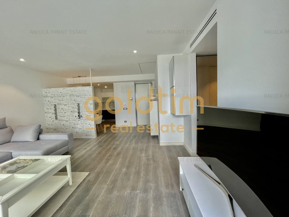 NOU/SUPERB/MOBILAT si UTILAT/PRIVELISTE NEOBTURATA