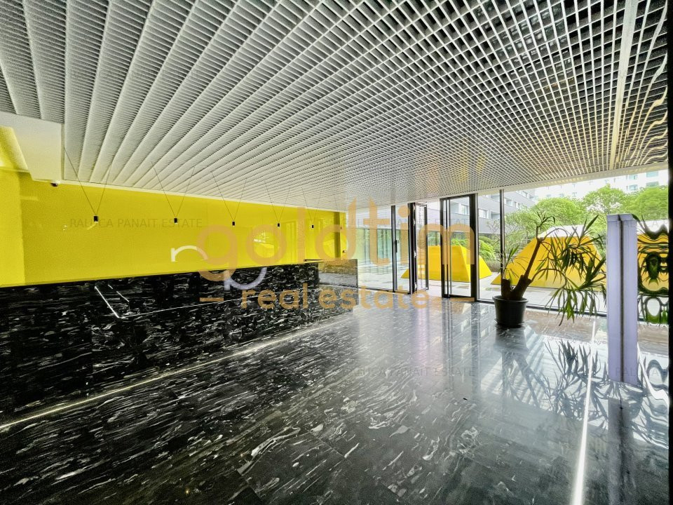 NOU/SUPERB/MOBILAT si UTILAT/PRIVELISTE NEOBTURATA