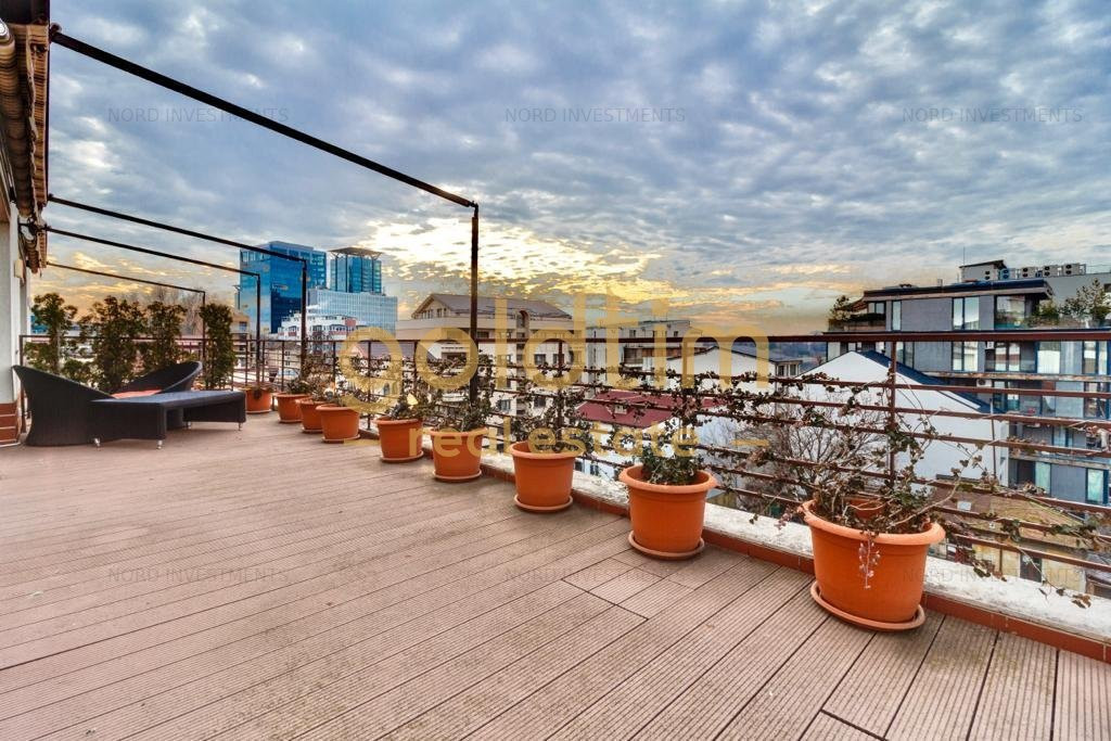 SUPERB/ PENTHOUSE/ LOFT/ TERASA GENEROASA/ VIEW SUPERB/ PARCARE SUBTERANA 