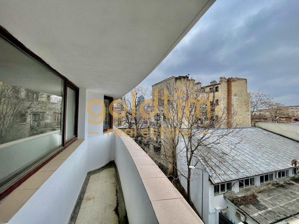 RENOVAT INtEGRAL/ CENTRALA PROPRIE/ BOXA