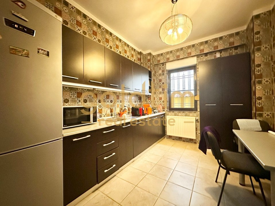 SPATIU BIROURI/ZONA RECEPTIE/5 BIROURI/2 SALI CONFERINTA/BUCATARIE/CASIN-DOMENII