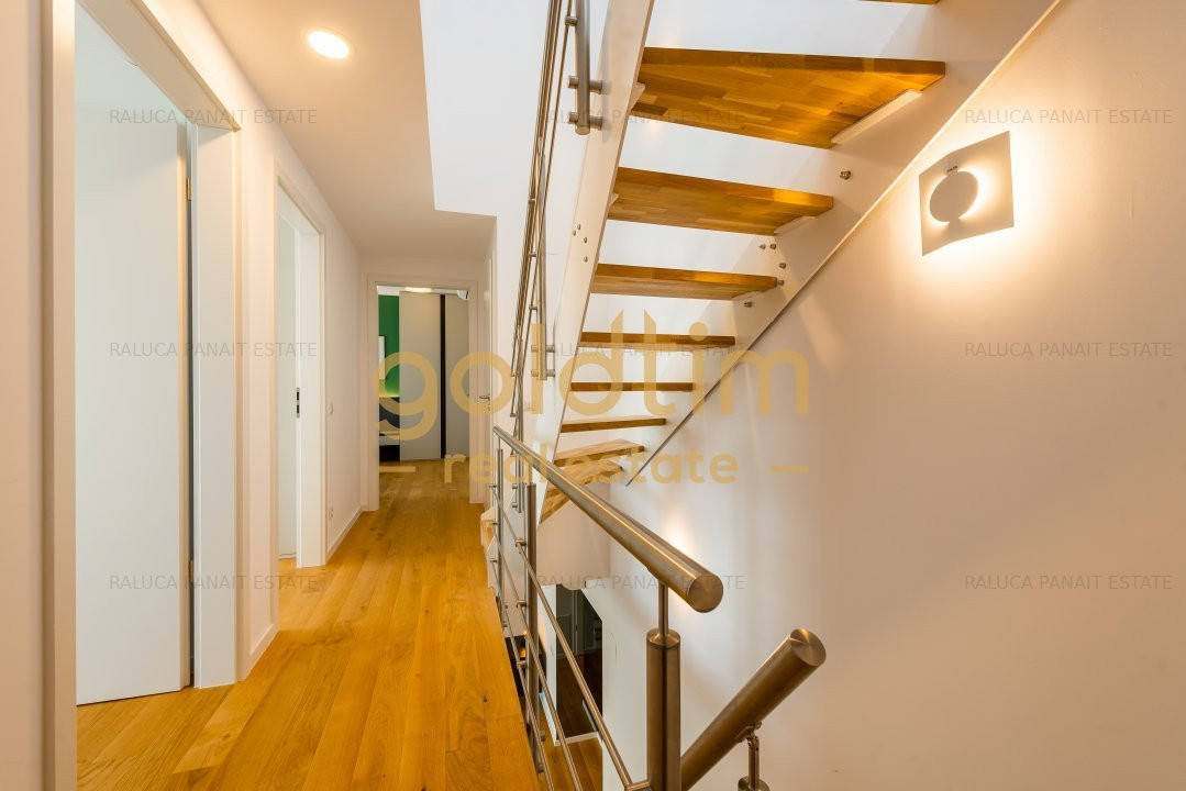 NEW/PENTHOUSE/DUPLEX WITH GARDEN FLOORTERRACE/ UNDERGROUND PARKING