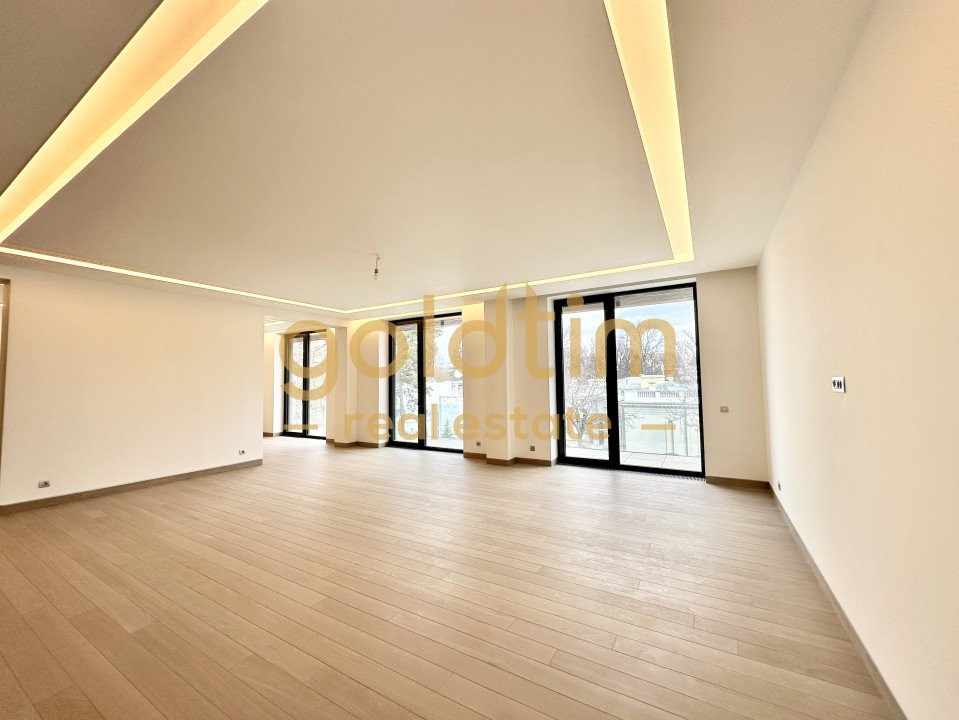 APARTAMENT IMPRESIONANT/EXCLUSIVIST/COMPLEX BOUTIQUE/CAMERA PERSONAL/KISELEFF