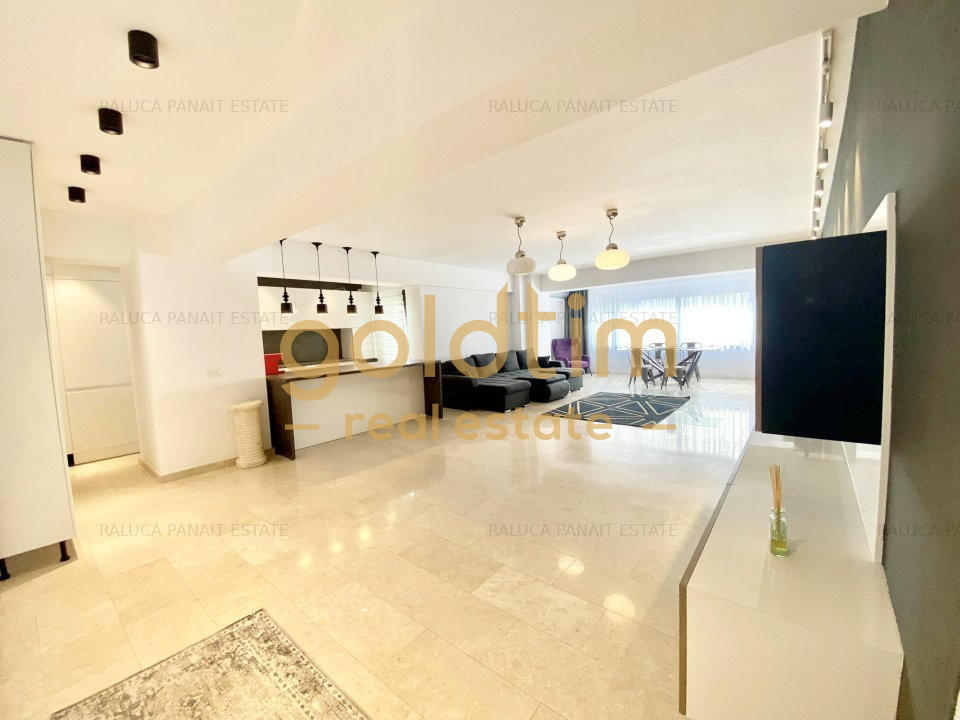 SUPERB/MOBILAT, UTILAT/2LOCURI DE PARCARE SUBTERANE SI BOXA