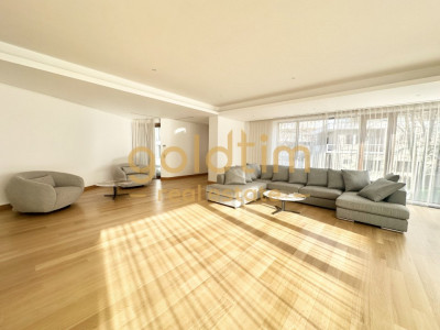 PRIMA CHIRIE/APARTAMENT LUX/BLOC BOUTIQUE/GARAJ/ZONA DE REFERINTA/PRIMAVERII